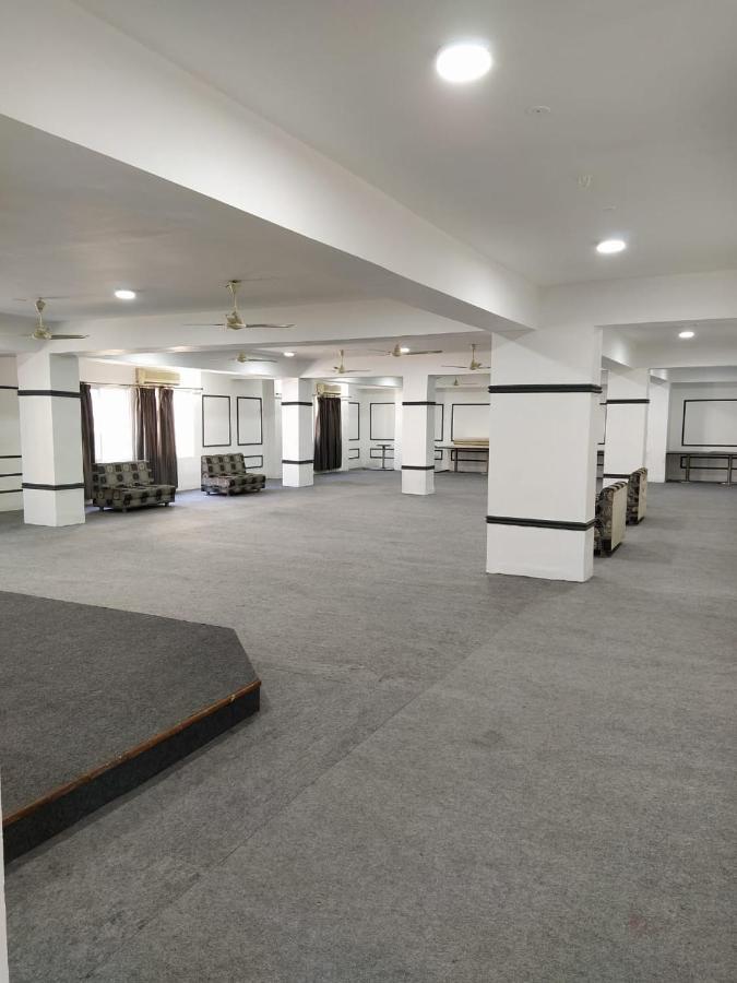 Hotel Grand Suites Indore Exterior photo